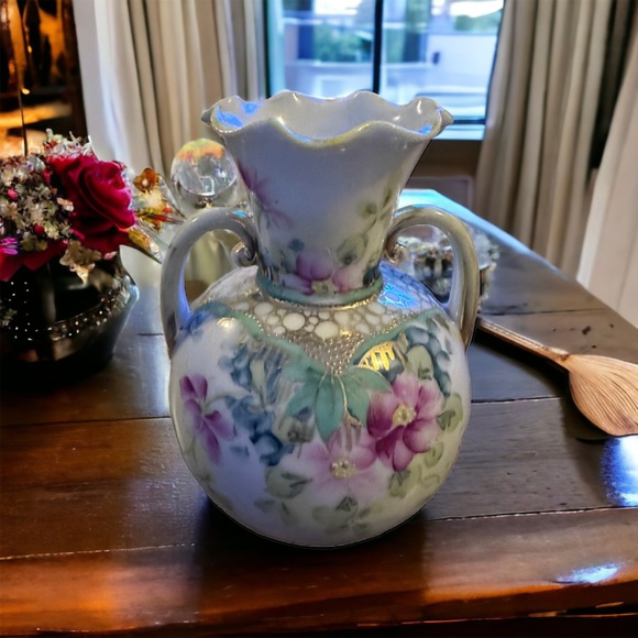 Beautiful Porcelain Nippon Vase - Picture 9 of 12